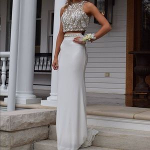 Tony bowls prom dress!!